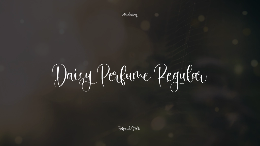 Daisy Perfume Regular 字体样本图像  1